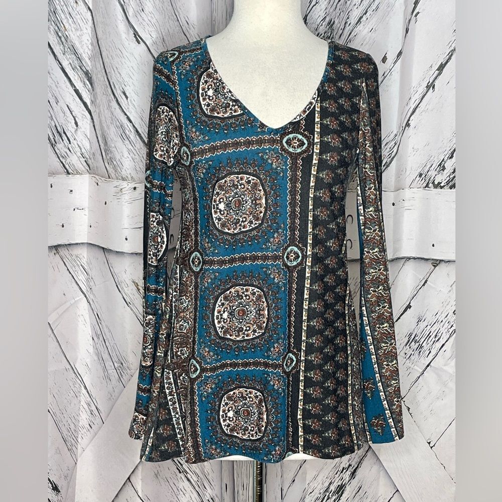 Vintage Havana Open Back Lightweight Knit Top High/Low S